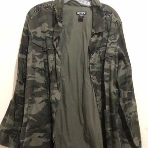Hot Topic green camo Jacket